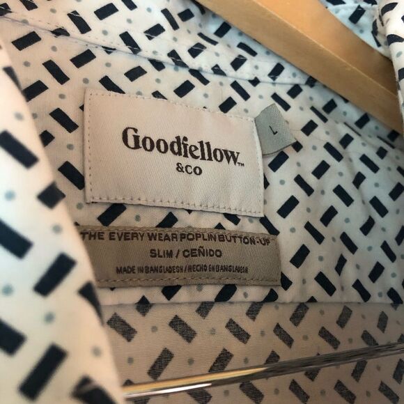📳 Goodfellow & Co. | Mens Button Up - Picture 2 of 3